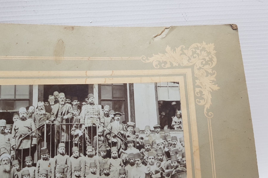 DARULEYTAM ÖĞRENCİLERİYLE ÇEKİLMİŞ OSMANLI DÖNEMİ FOTOĞRAF