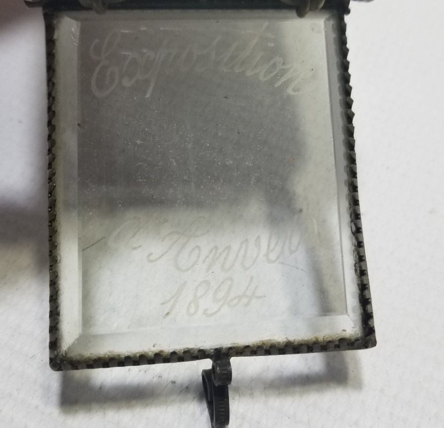 1894 TARİHLİ ANTİKA CEP SAATİ TEŞHİR STANDI