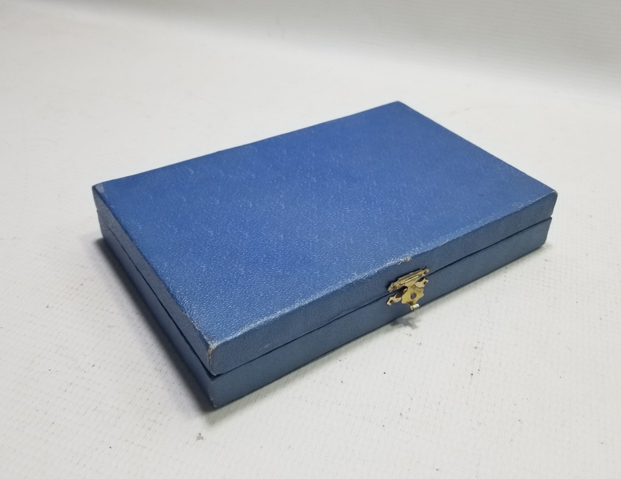 ORİJİNAL KUTUSUNDA ANTİKA GÜMÜŞ ÇATAL-KAŞIK-BIÇAK TAKIMI