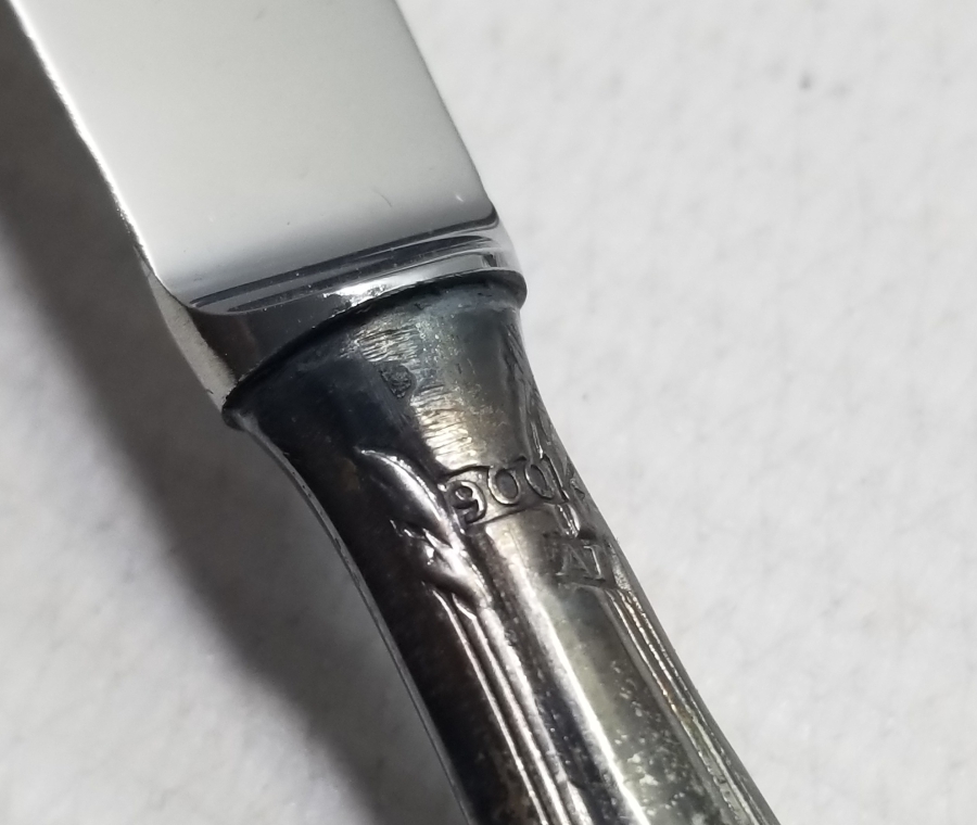 ORİJİNAL KUTUSUNDA ANTİKA GÜMÜŞ ÇATAL-KAŞIK-BIÇAK TAKIMI