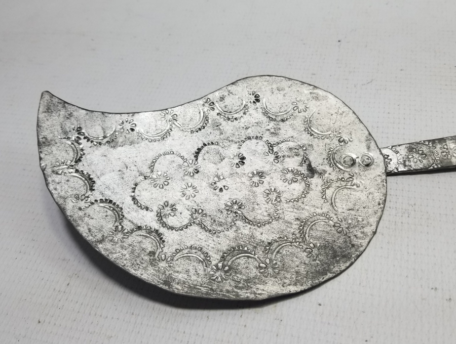 ÜZERİ İŞLEMELİ NADİR TİPTE OSMANLI DÖNEMİ TANDIR YASTACI