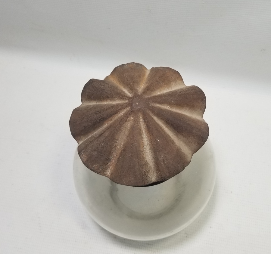 OSMANLI DÖNEMİ İS MÜREKKEBİ TOPLAMAK İÇİN YAPILMIŞ NADİR KANDİL ALTI