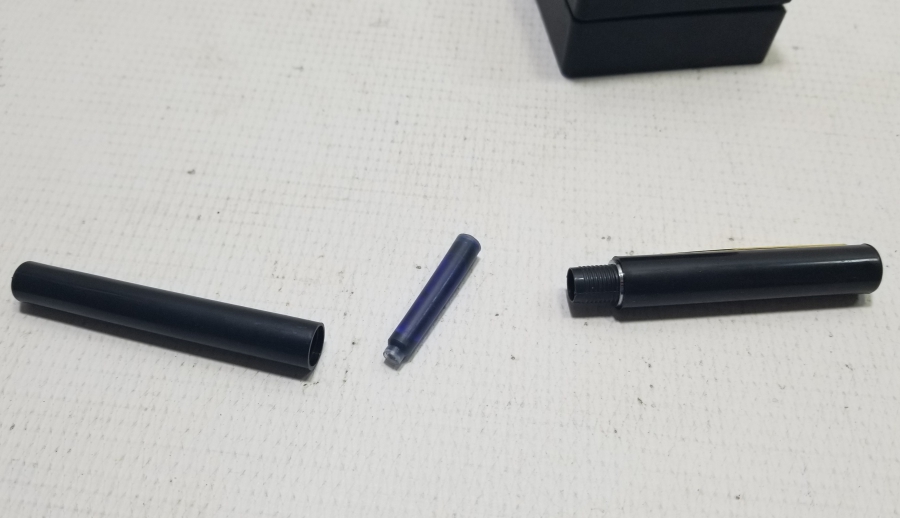 ÇİL KONDİSYONDA DOLMA KALEM