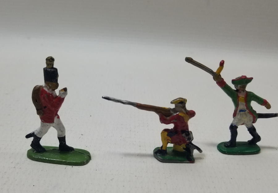 3 ADET EL BOYAMA ANTİKA KURŞUN ASKER