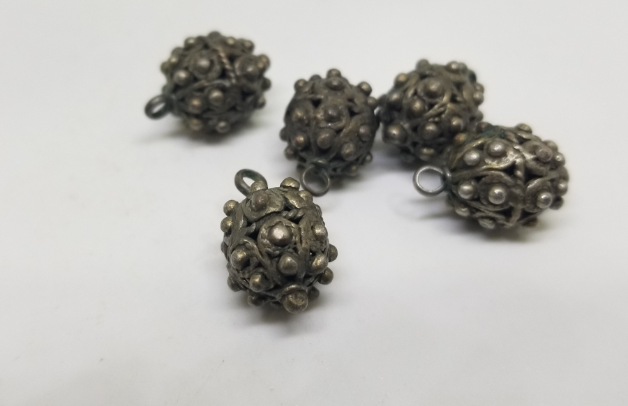 OSMANLI DÖNEMİ TELKARİ İŞÇİLİKLİ ÇOK NADİR KÖSTEK TOPLARI / KOZALARI