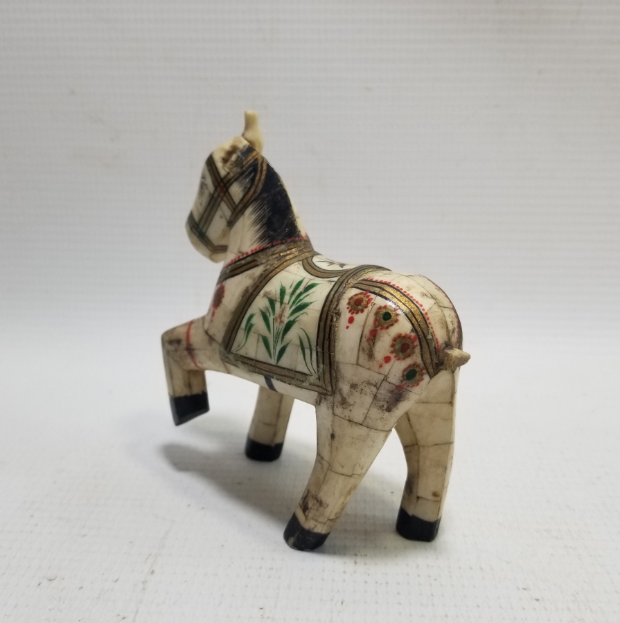 KEMİK ÜZERİ ALTIN VERMEYLİ VE KÖK BOYALI OSMANLI DÖNEMİ EL YAPIMI NADİR EYÜP OYUNCAK