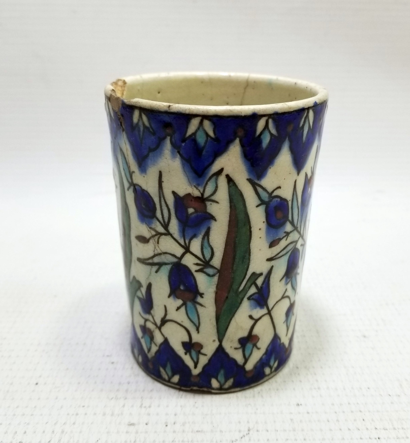 NADİR RENKTE OSMANLI DÖNEMİ İZNİK BARDAK