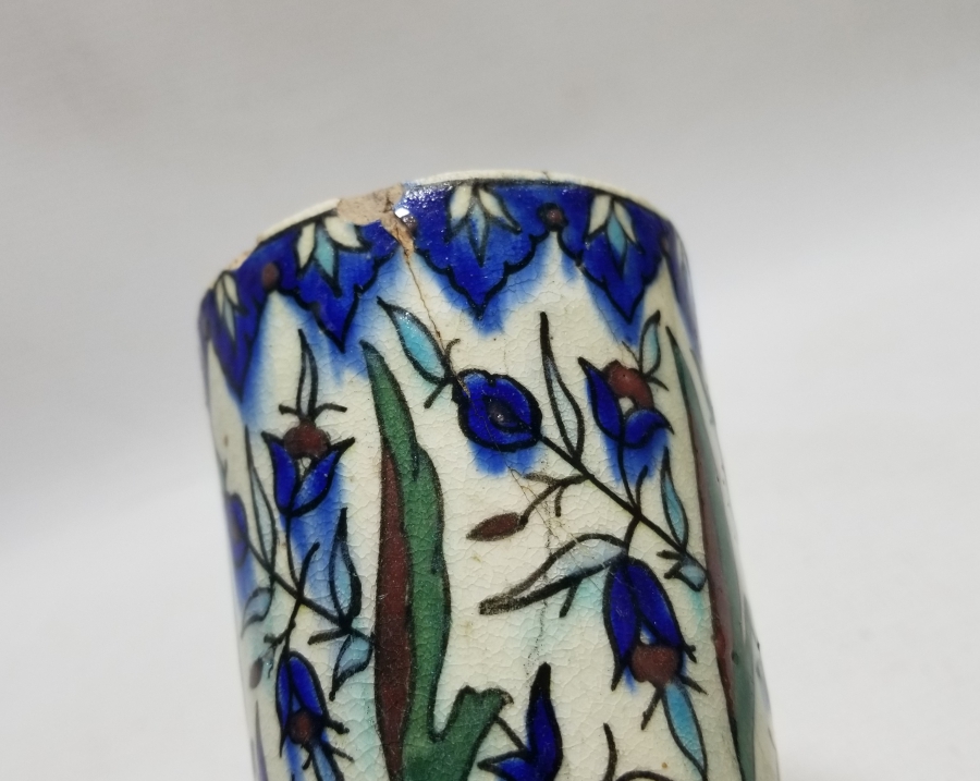 NADİR RENKTE OSMANLI DÖNEMİ İZNİK BARDAK