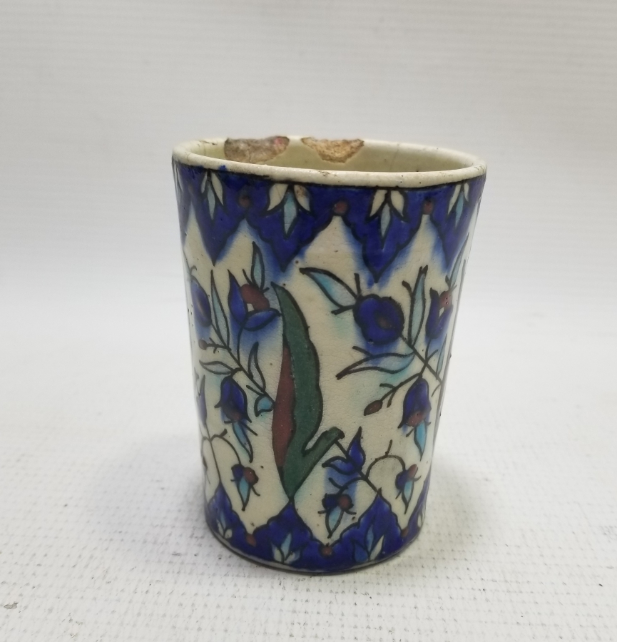 NADİR RENKTE OSMANLI DÖNEMİ İZNİK BARDAK