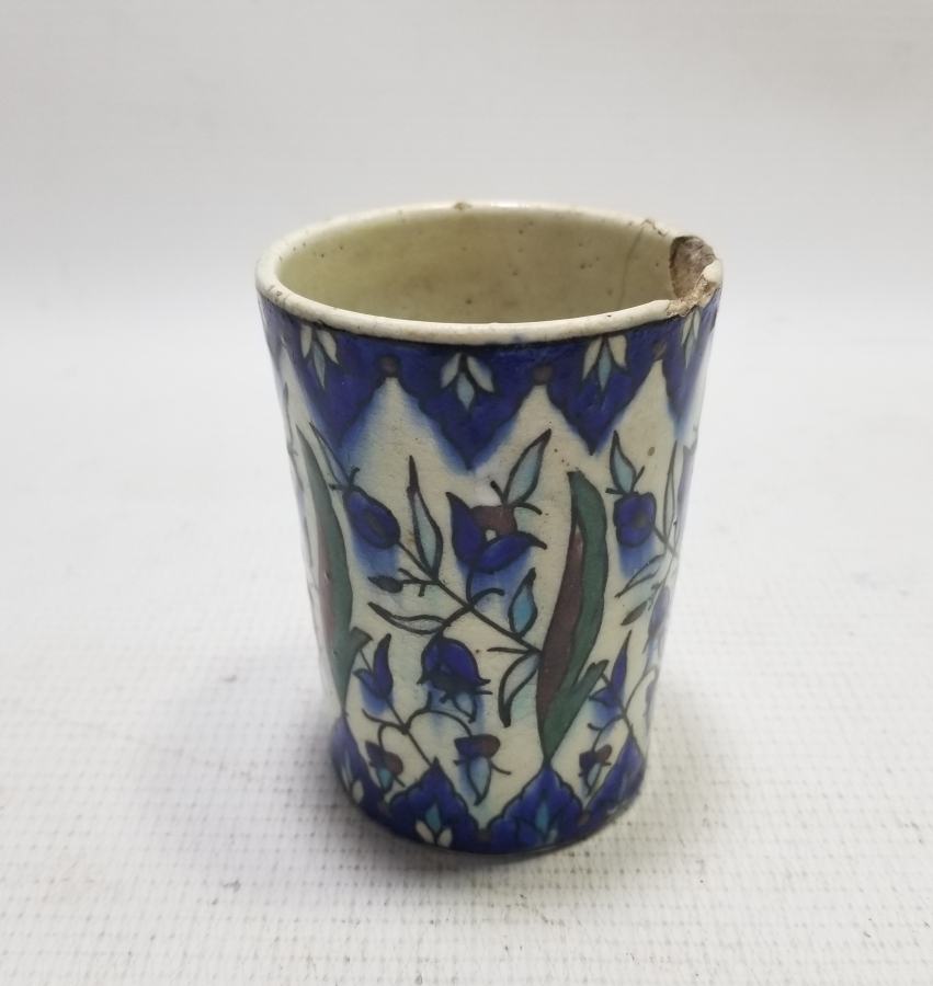 NADİR RENKTE OSMANLI DÖNEMİ İZNİK BARDAK