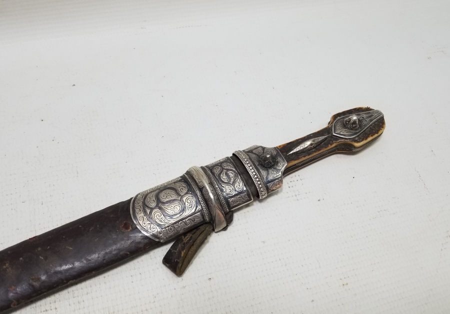 1891 TARİHLİ OSMANLI DÖNEMİ GEYİK BOYNUZU SAPLI GÜMÜŞ KINLI NADİR ÇERKES KAMASI