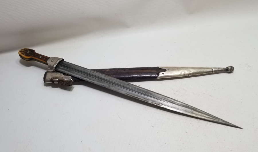 1891 TARİHLİ OSMANLI DÖNEMİ GEYİK BOYNUZU SAPLI GÜMÜŞ KINLI NADİR ÇERKES KAMASI