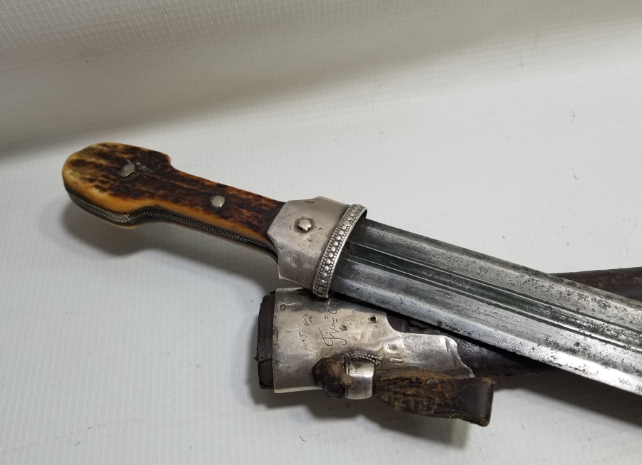 1891 TARİHLİ OSMANLI DÖNEMİ GEYİK BOYNUZU SAPLI GÜMÜŞ KINLI NADİR ÇERKES KAMASI