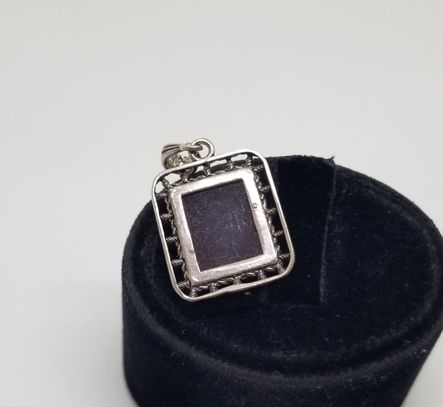 FASETA KESİMLİ AKİK TAŞLI KOLYE UCU