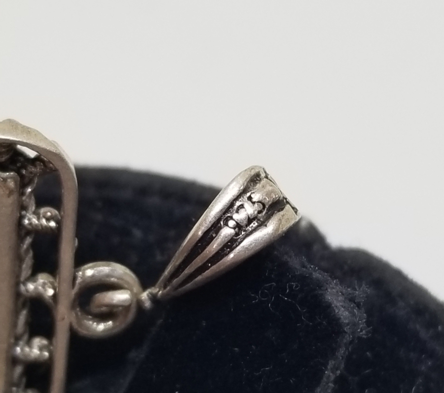 FASETA KESİMLİ AKİK TAŞLI KOLYE UCU