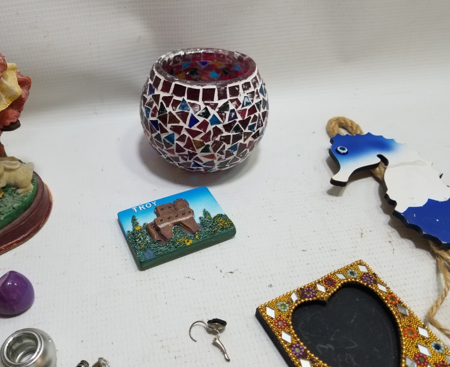 DEKORATİF OBJE VE TAKI LOTU