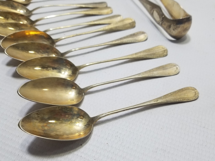 ORİJİNAL KUTUSUNDA ALTIN VARAKLI OSMANLI DÖNEMİ GÜMÜŞ ÇAY TAKIMI