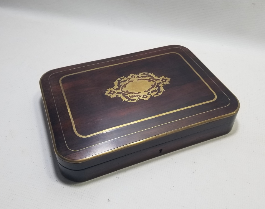 ORİJİNAL KUTUSUNDA ALTIN VARAKLI OSMANLI DÖNEMİ GÜMÜŞ ÇAY TAKIMI