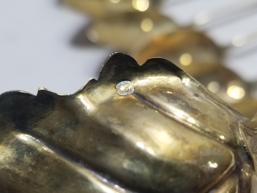 ORİJİNAL KUTUSUNDA ALTIN VARAKLI OSMANLI DÖNEMİ GÜMÜŞ ÇAY TAKIMI