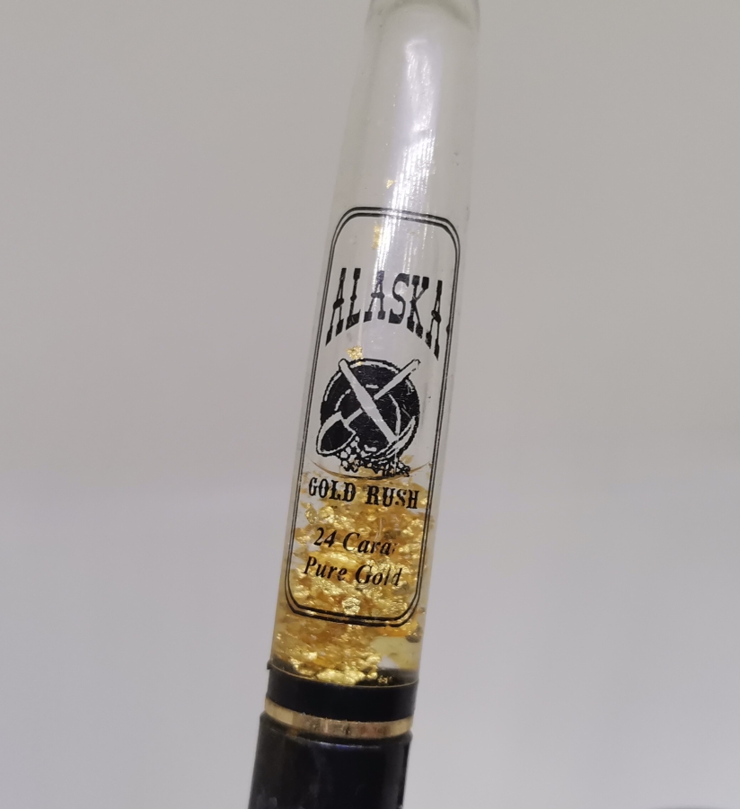 İÇERİSİNDE SAF ALTIN BULUNAN TÜKENMEZ KALEM