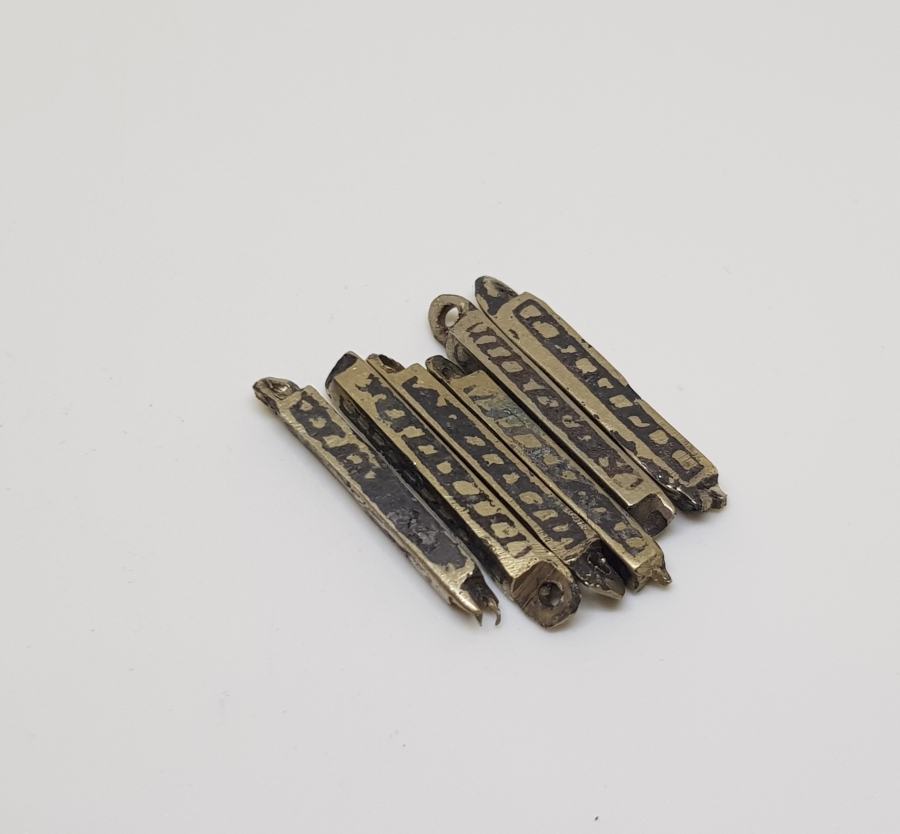 ÜZERLERİ SAVATLI OSMANLI DÖNEMİ TAKI PARÇALARI