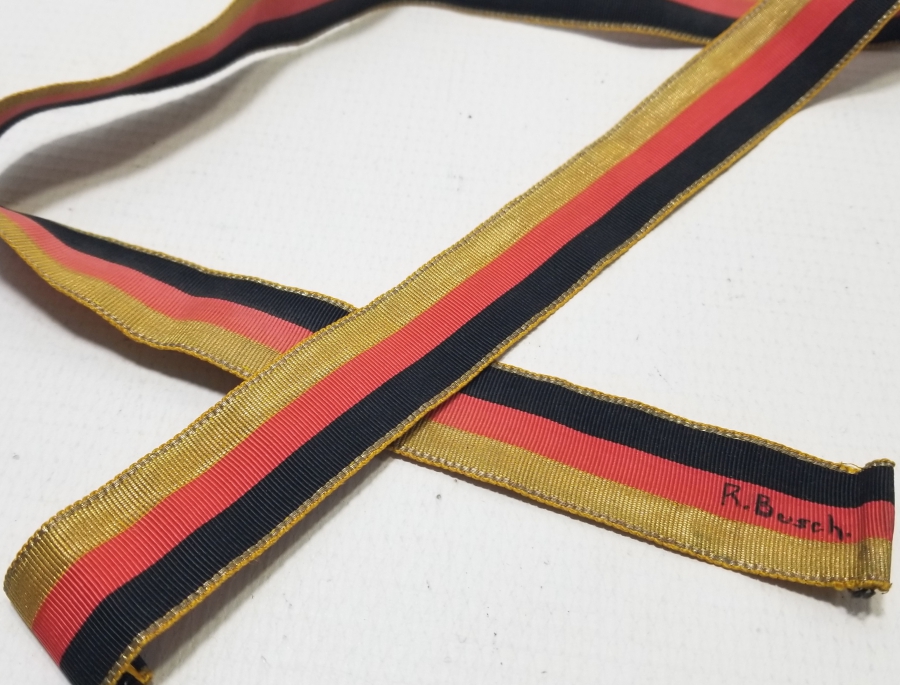 ANTİKA İPEK KULLANILMAMIŞ MADALYA ASKISI