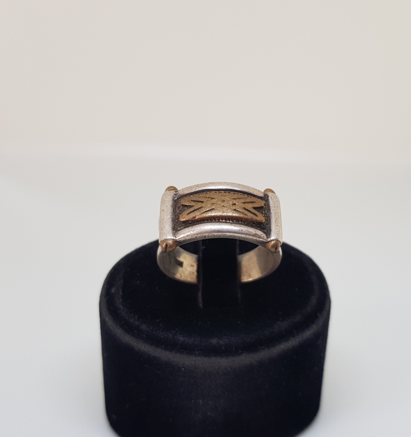 KABARTMA İŞÇİLİKLİ GÜMÜŞ YÜZÜK