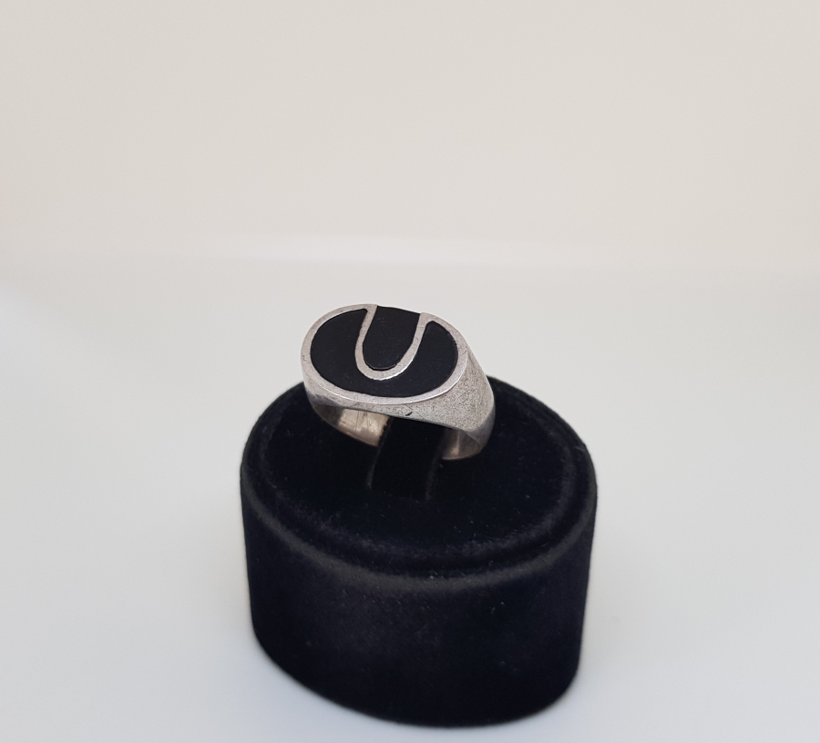 ÜZERİ MİNE İŞÇİLİKLİ GÜMÜŞ YÜZÜK