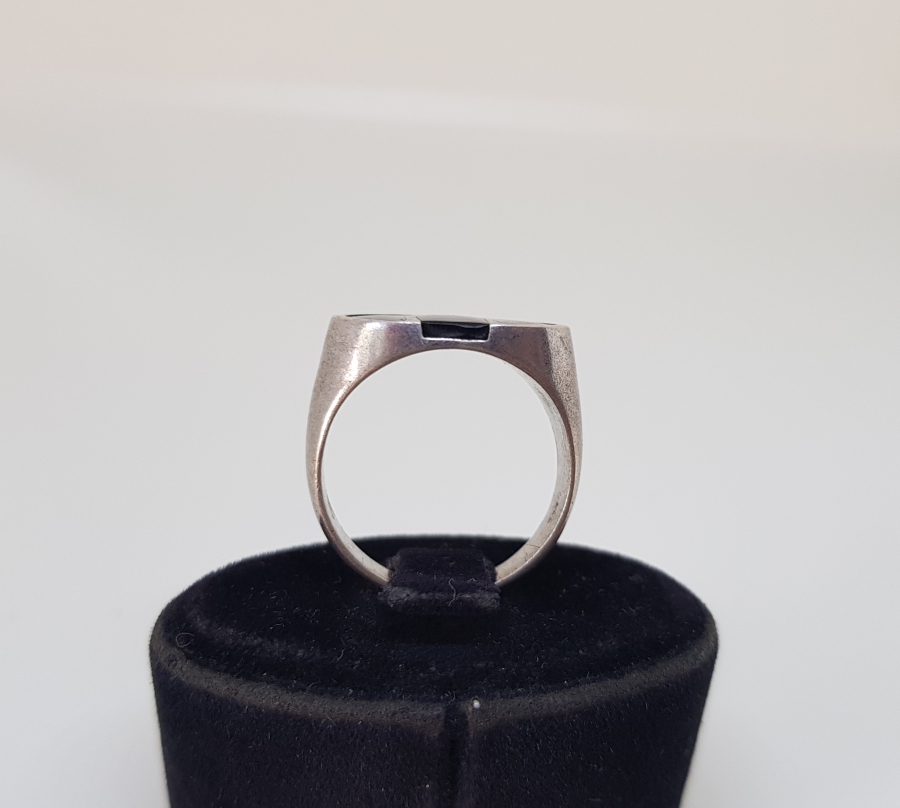 ÜZERİ MİNE İŞÇİLİKLİ GÜMÜŞ YÜZÜK