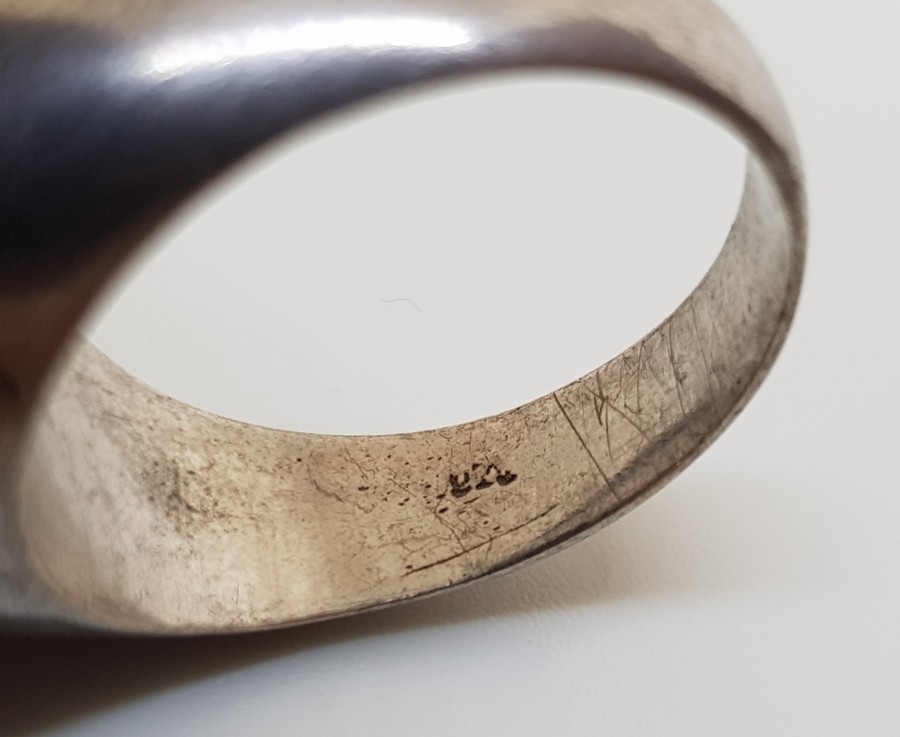 ÜZERİ MİNE İŞÇİLİKLİ GÜMÜŞ YÜZÜK