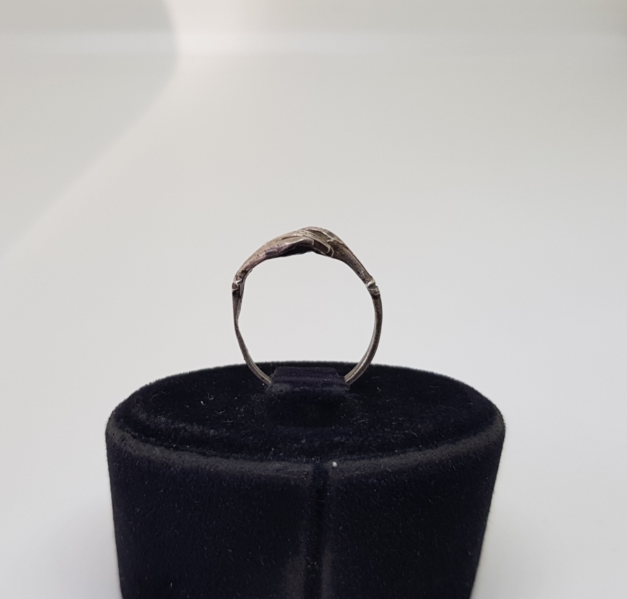 OSMANLI DÖNEMİ RUM İŞİ NADİR AİLE TASVİRLİ GÜMÜŞ YÜZÜK