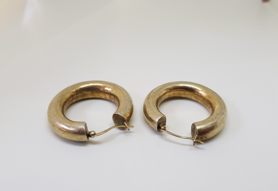 GÜMÜŞ ÜZERİ ALTIN KAPLAMA İŞÇİLİKLİ ÖZEL YAPIM GÜMÜŞ KÜPE