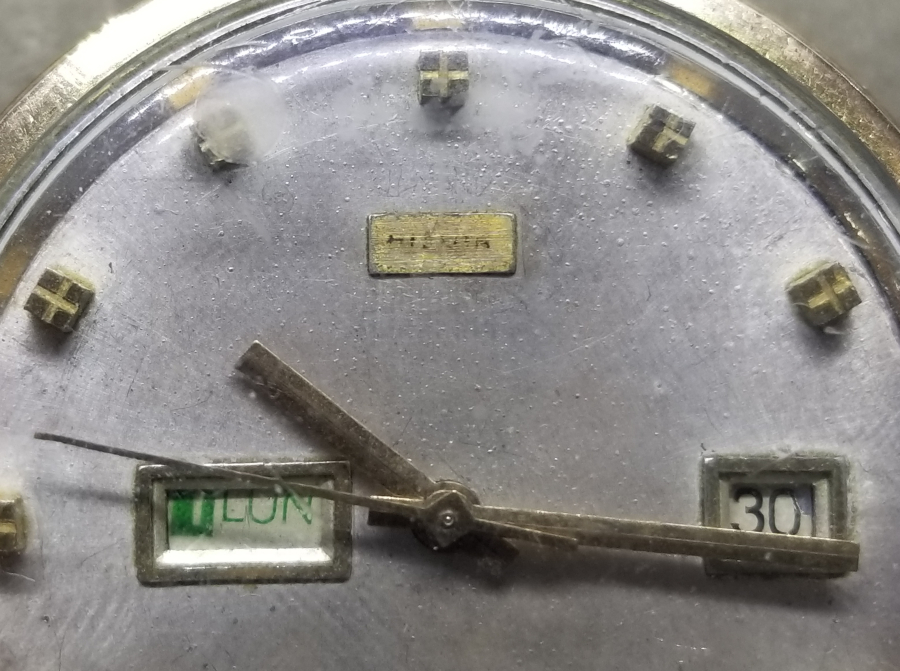 ALTIN KAPLAMA ANTİKA TAKVİMLİ KOL SAATİ