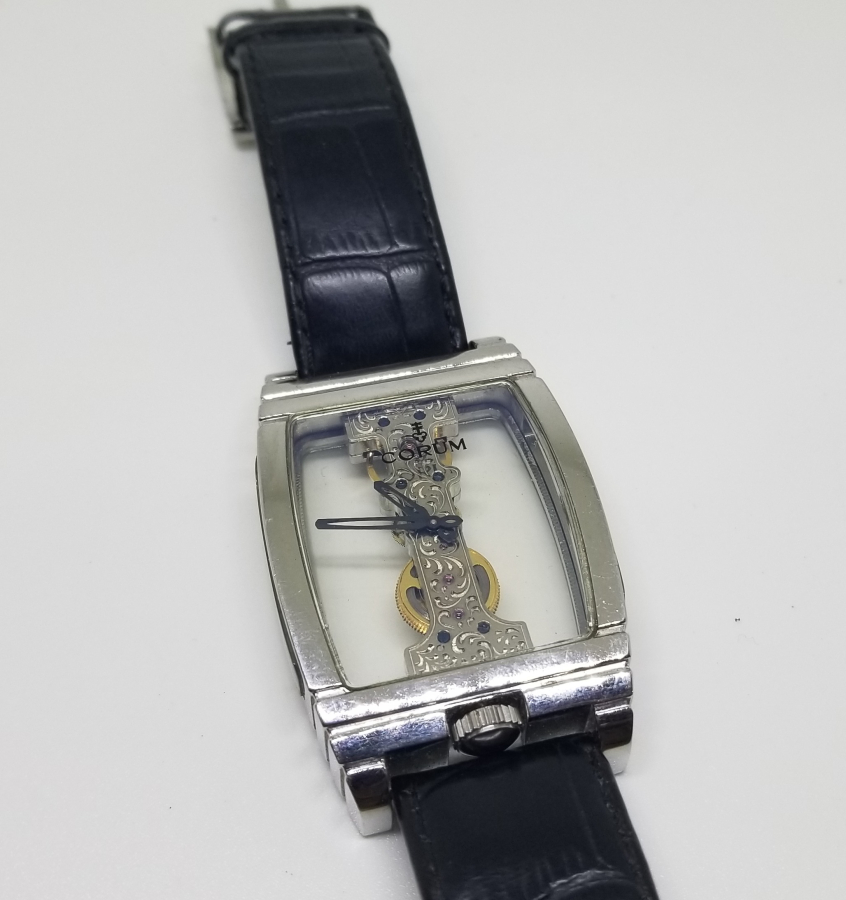 CORUM MARKA ÖZEL DİZAYN KOL SAATİ