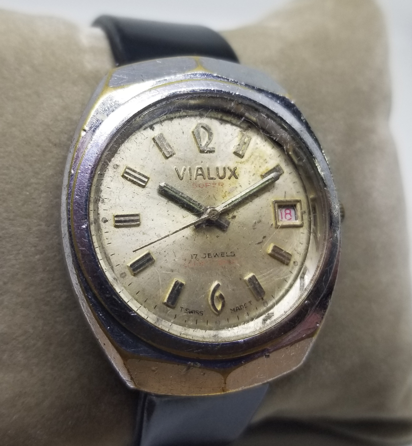VIALUX MARKA TAKVİMLİ VE OTOMATİK ANTİKA KOL SAATİ