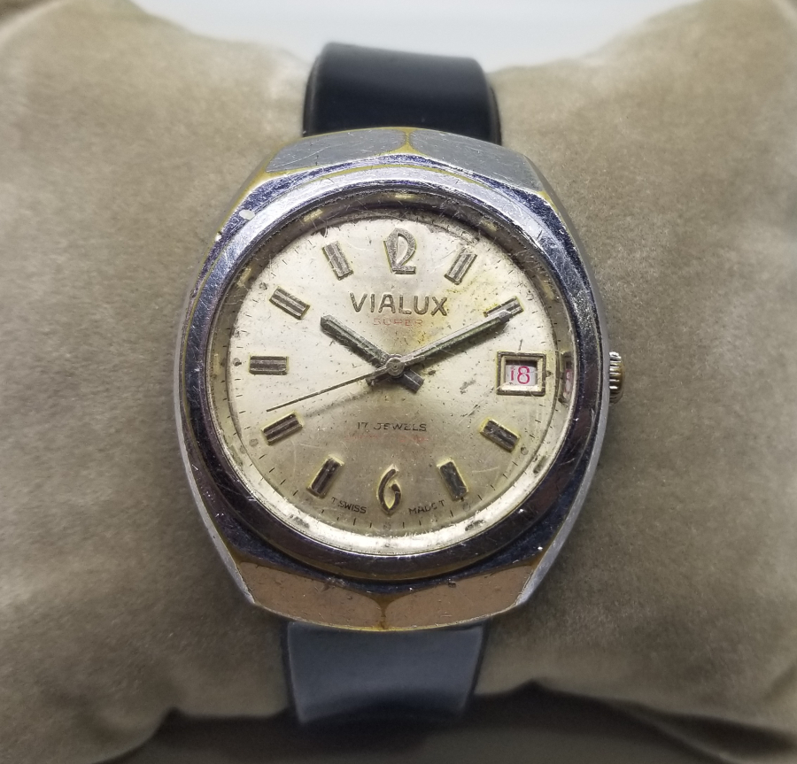 VIALUX MARKA TAKVİMLİ VE OTOMATİK ANTİKA KOL SAATİ