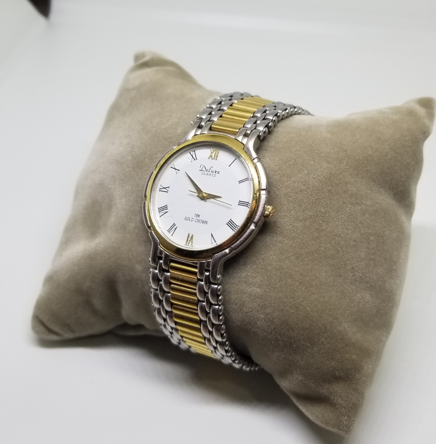 DELUXE MARKA ALTIN KAPLAMA PİLLİ KOL SAATİ