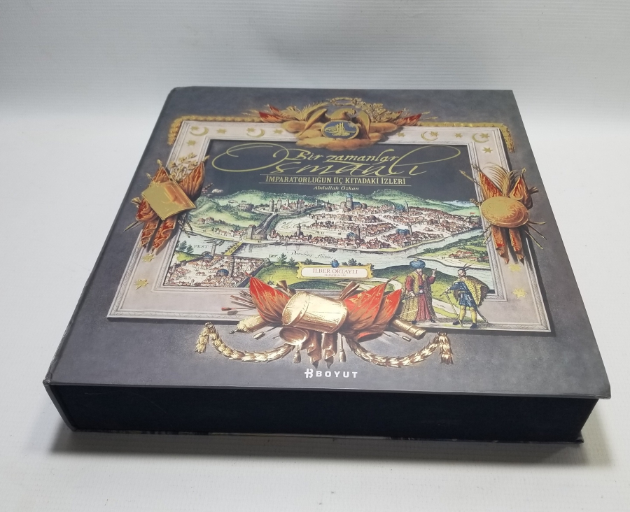 KUTUSUNDA OSMANLI İMPARATORLUĞU'NUN ÜÇ KITADAKİ İZLERİ İSİMLİ KİTAP