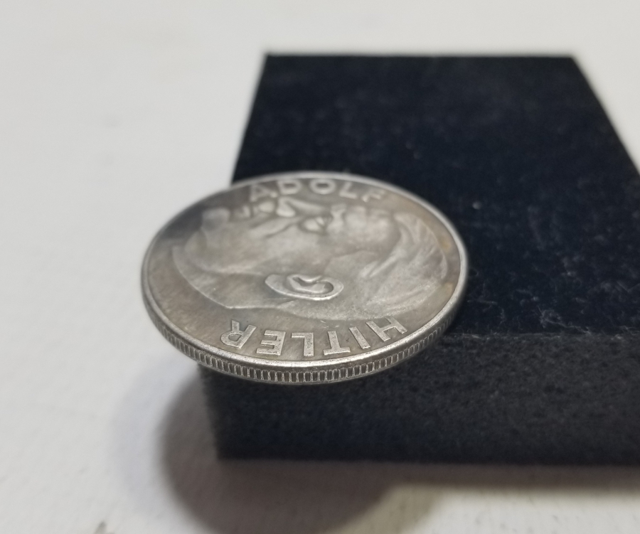 1933 YILI ADOLF HİTLER GÖRSELLİ HATIRA GÜMÜŞ MADALYON