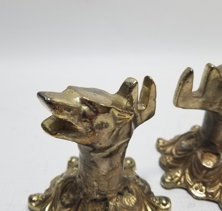 KURT BAŞLI ANTİKA PİRİNÇ KILIÇ STANDI