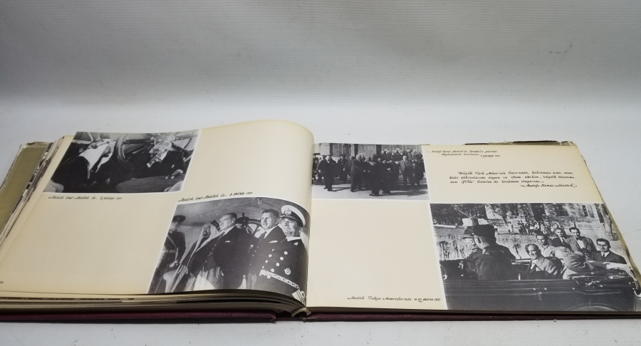 TÜRK SİLAHLI KUVVETLERİ ATATÜRK'ÜN DOĞUMUNUN 100. YILINA ÖZEL HAZIRLADIĞI ALBÜM