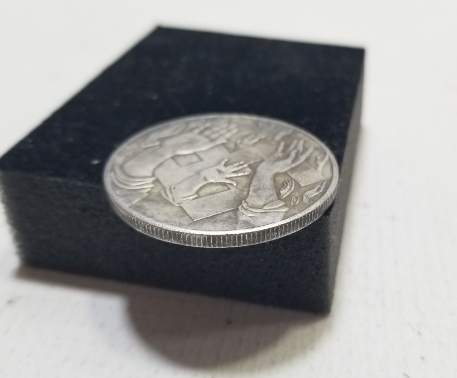 1933 YILI ADOLF HİTLER GÖRSELLİ HATIRA GÜMÜŞ MADALYON