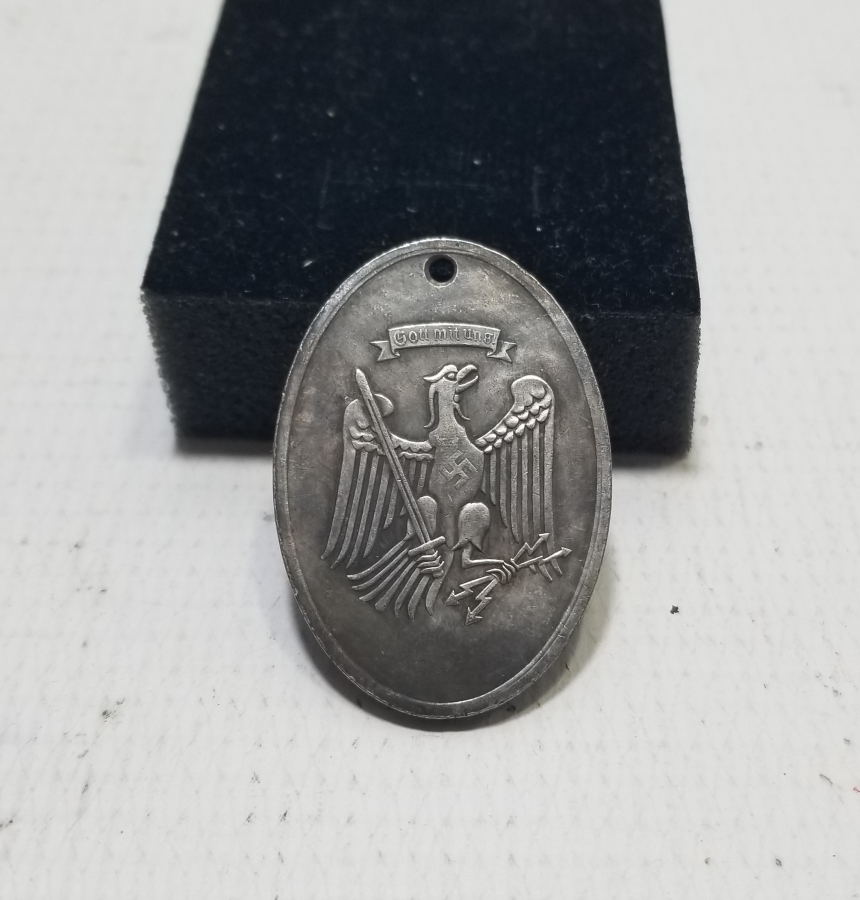 ÜZERİ GAMALI HAÇLI NAZİ HATIRA GÜMÜŞ MADALYON