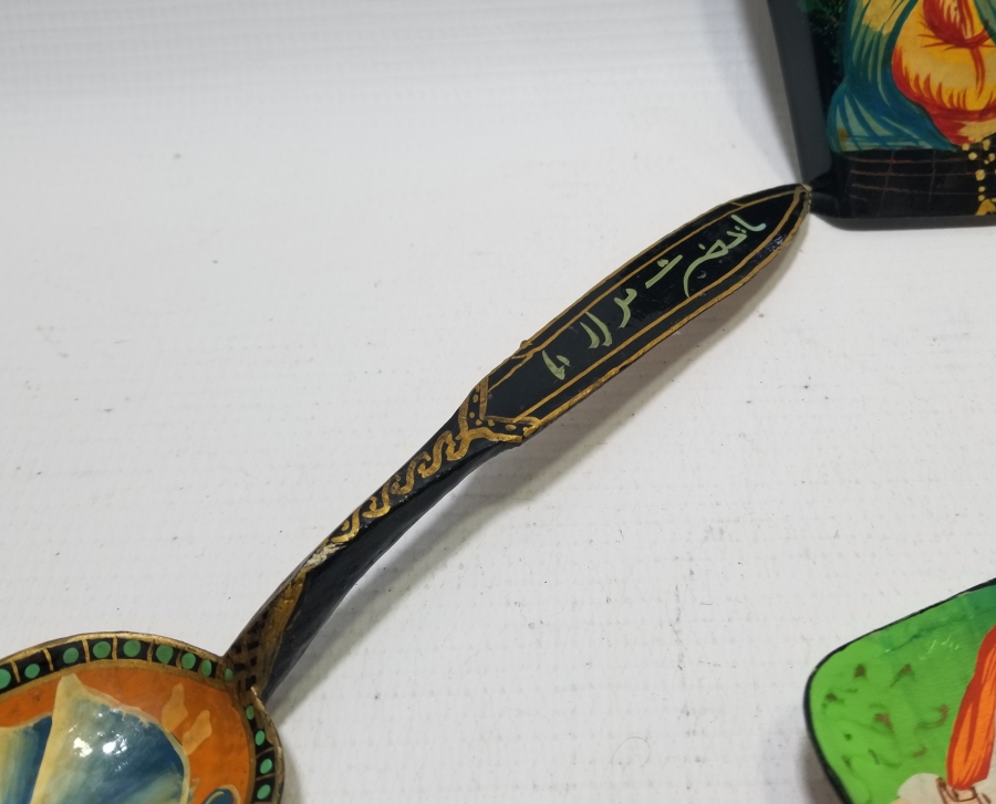 ORİJİNAL KAŞIKLIĞIYLA KONYA İŞİ EL BOYAMA DUVAR KAŞIĞI TAKIMI