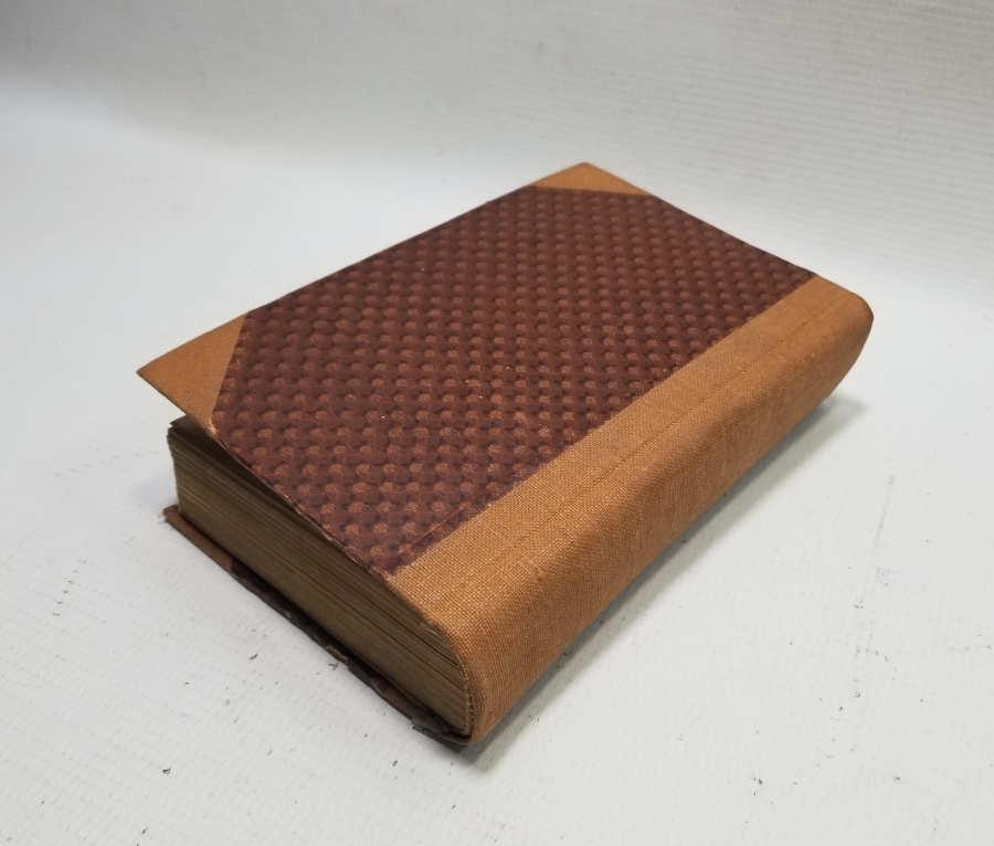 1930 YILI BASIMI TÜRKİYE TARİHİ İSİMLİ DERS KİTABI