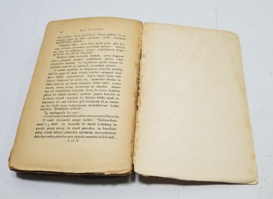 1938 BASIMI MAİ VE SİYAH İSİMLİ HALİD ZİYA UŞAKLIGİL'İN ROMANI