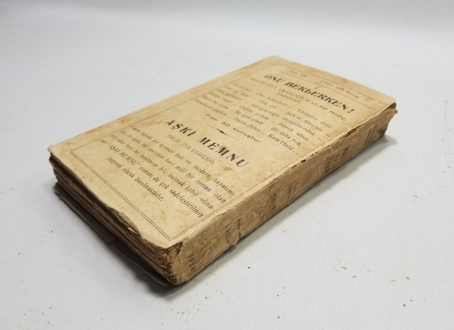 1938 BASIMI MAİ VE SİYAH İSİMLİ HALİD ZİYA UŞAKLIGİL'İN ROMANI