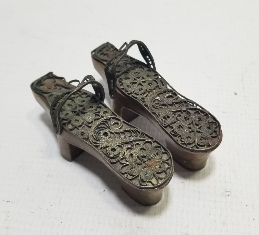 TELKARİ İŞÇİLİKLİ GÜMÜŞ KAPLAMA DOĞDULUK HEDİYESİ NALIN