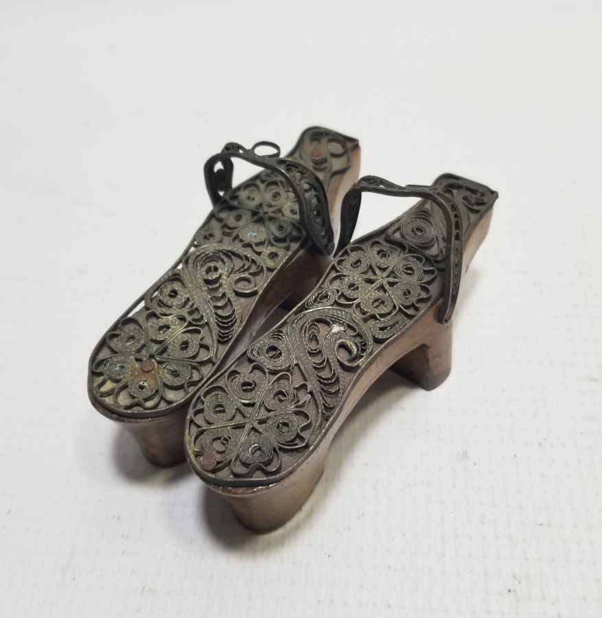 TELKARİ İŞÇİLİKLİ GÜMÜŞ KAPLAMA DOĞDULUK HEDİYESİ NALIN