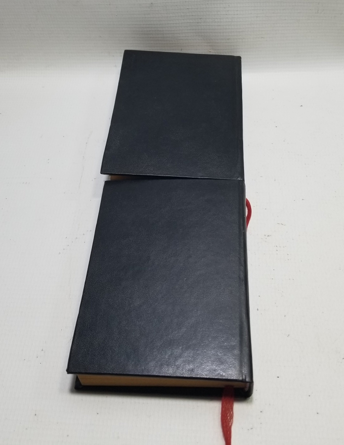 ATATÜRK DEVRİ HATIRALARI İSİMLİ İKİ CİLTLİK KİTAP